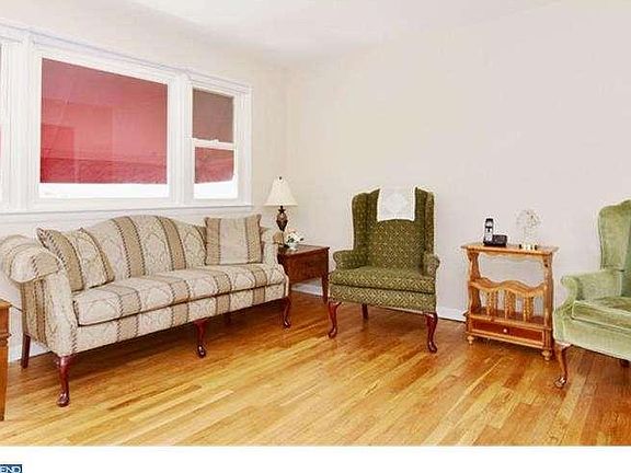 5th image of 119 Macarthur Dr