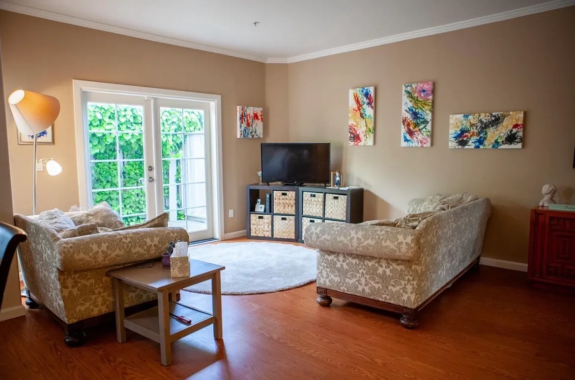 2 bed, 1100 sqft, $4,750 — Photo 4