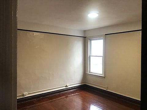 2nd image of 2690 Grand Ave Floor 2