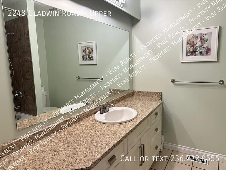 2248 Gladwin Rd #UPPER — Photo 17
