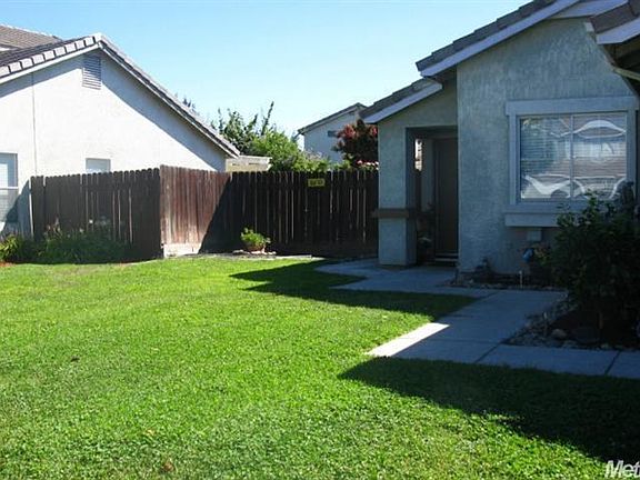 2nd image of 4404 Green Knoll Ct