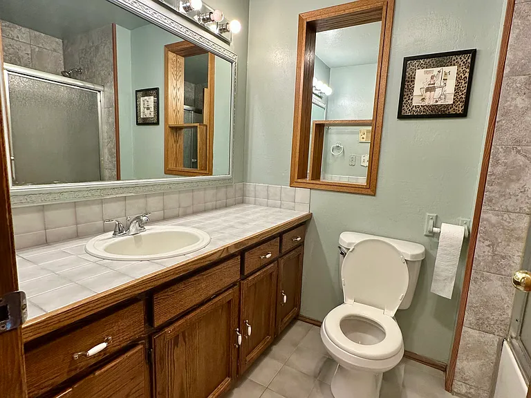 1409 NW Portland Ave — Photo 10