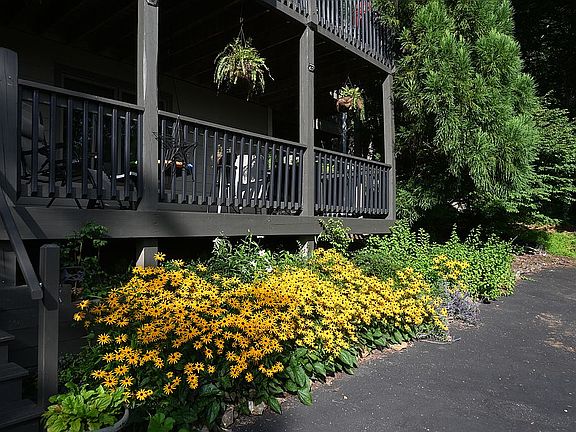 Two level deck
