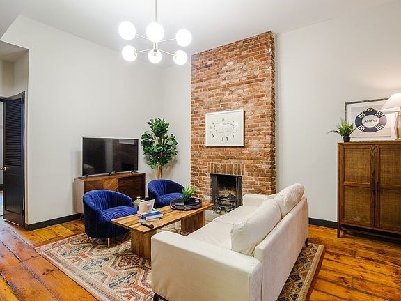 2nd image of 354 W 11th St #2