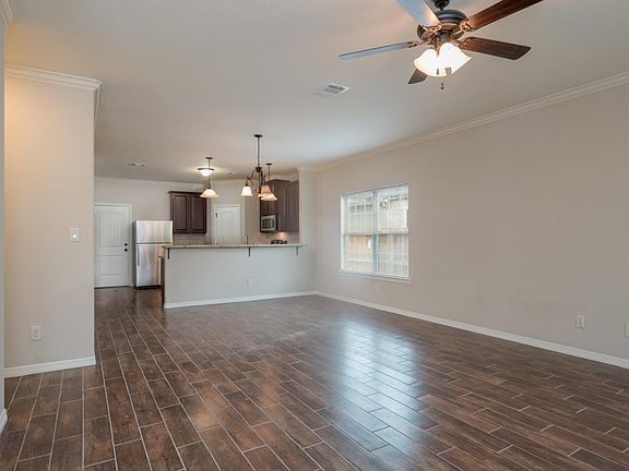 5th image of 402 Cooner St #B