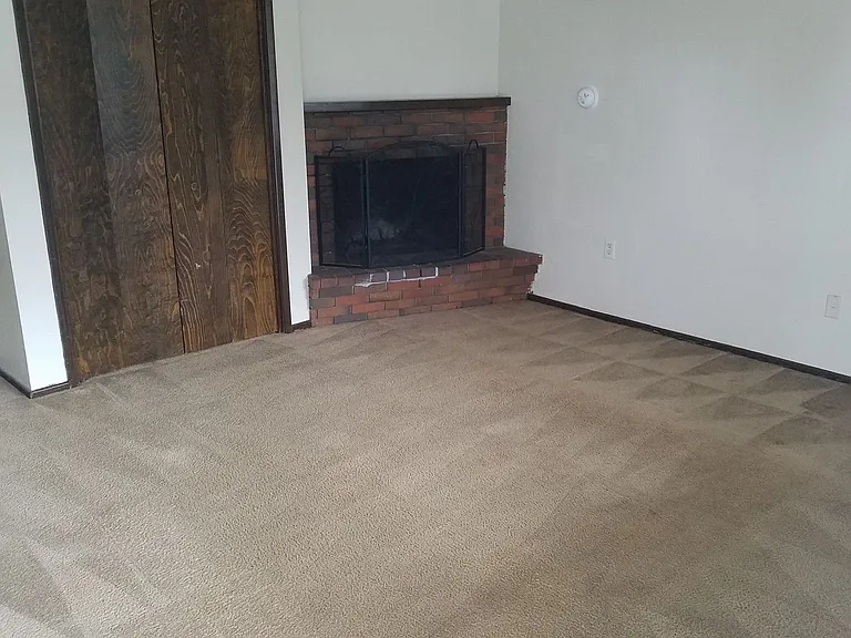 098-Westside Terrace Apartments — Photo 5
