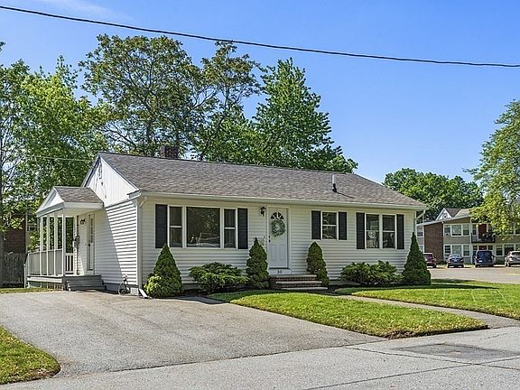 2nd image of 30 Greystone Ave