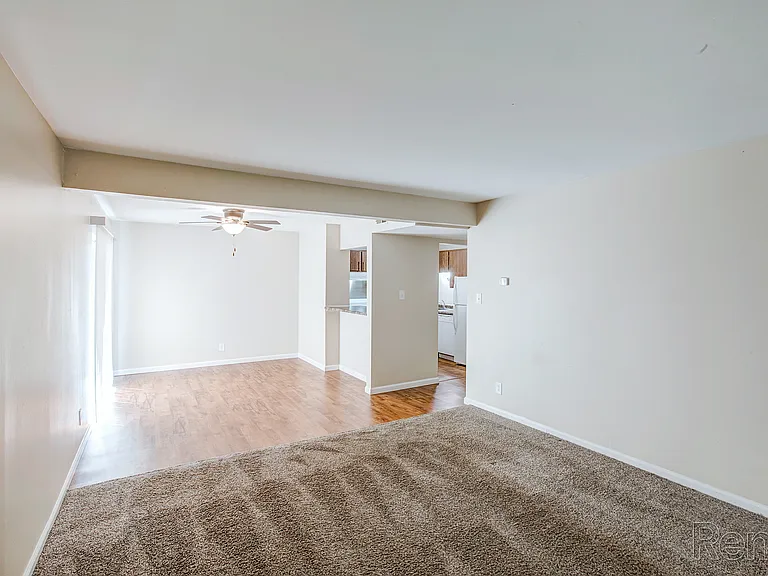 Ravine Woods Apartments — Photo 17