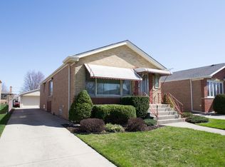 3128 W 101st St, Evergreen Park, IL 60805