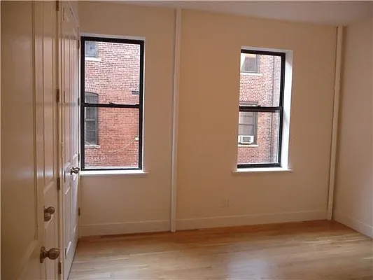 Rented by Royalty Living and Wave Real Estate LLC | media 23