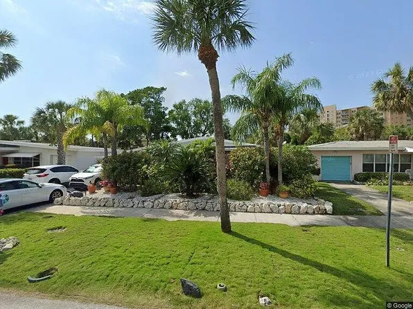 860 Bruce Ave, Clearwater, FL 33767