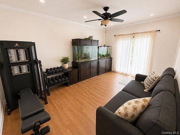 3rd image of 1745 Bellmore Avenue