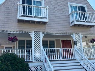 92 Manomet Ave, Hull, MA 02045