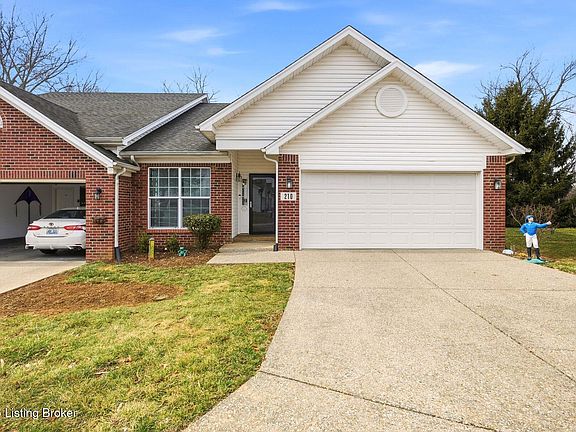 2nd image of 210 Charlton Wynde Dr #5
