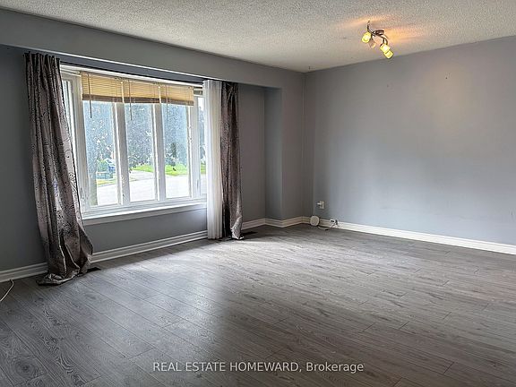 5th image of 511 Harris Ct