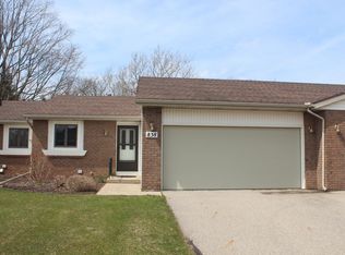 838 Creekridge Dr, Holland, MI 49423