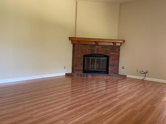 4th image of 1260 Mountain Quail Cir