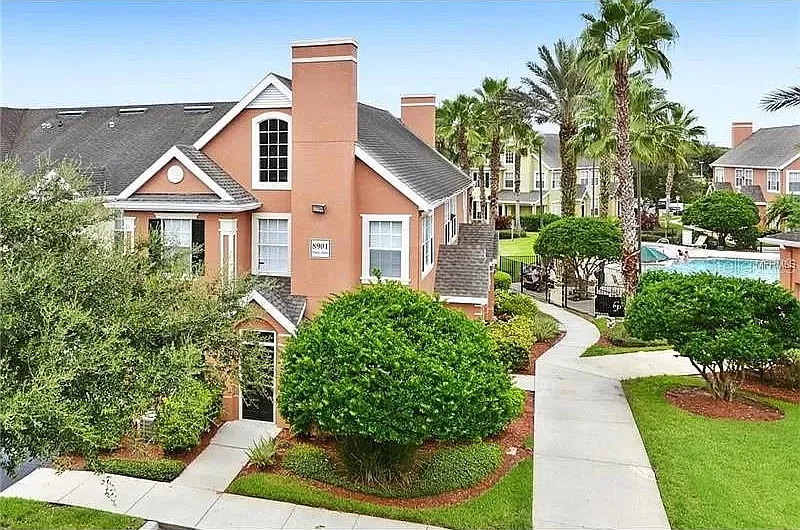 1 bed, 1.0 bath, 996 sqft, $1,850 — Photo 2