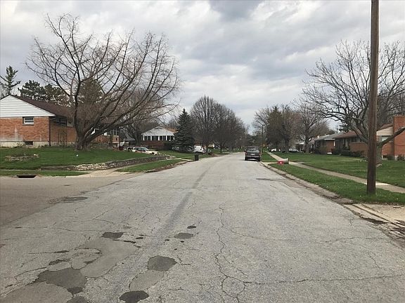4th image of 304 Gabriel St