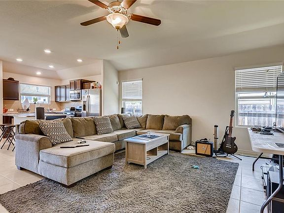 5th image of 3820 Breckenridge Dr