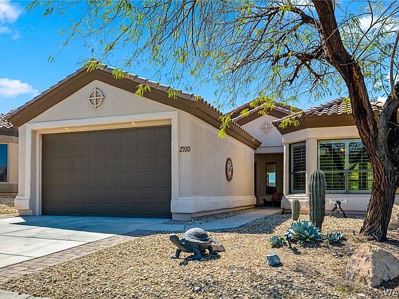 4th image of 2920 Esmerelda Drive