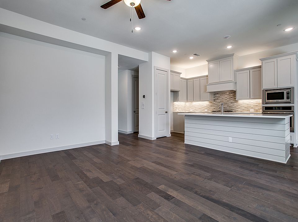 2nd image of 2733 Market Garden Ln