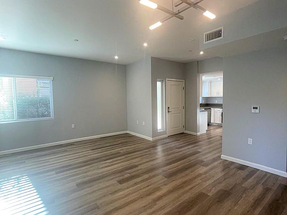 3rd image of 366 Burchett St #101