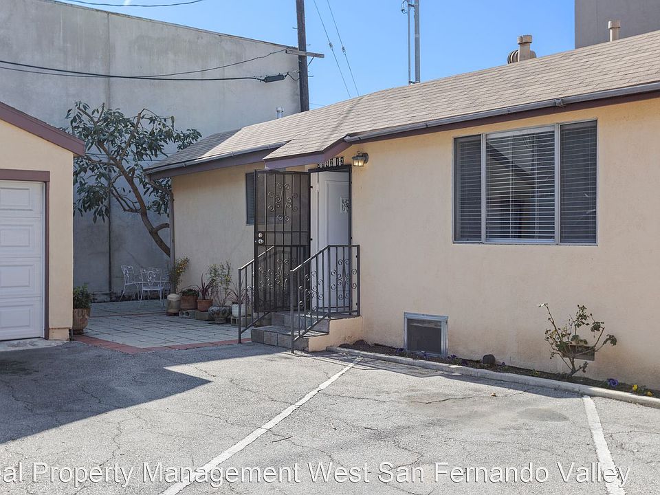 1st image of 5842 1/2 Virginia Ave