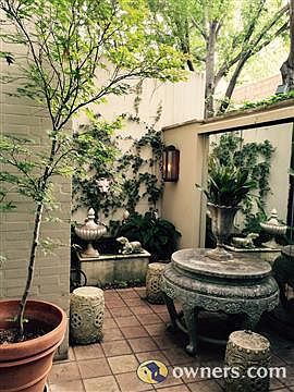 Private Courtyard