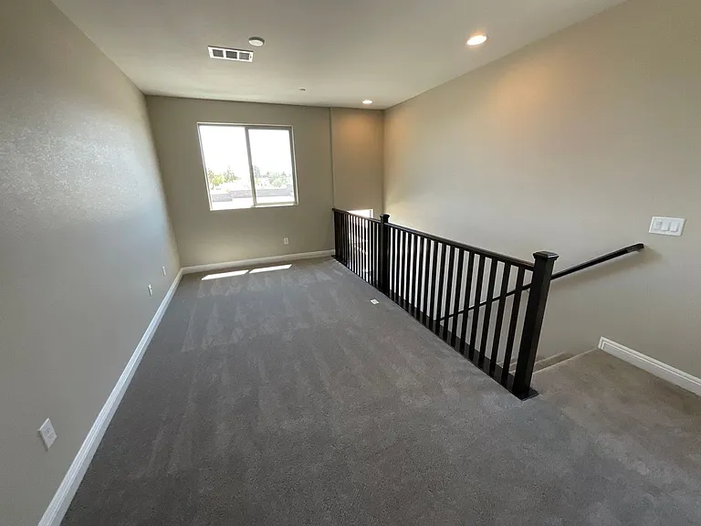 9281 Far Side Ave — Photo 21