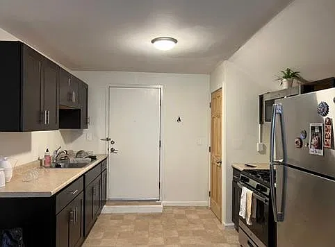 1 bed, 650 sqft, $1,800 — Photo 3