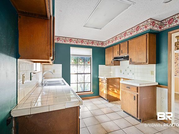 4th image of 7210 Bull Pen Cir