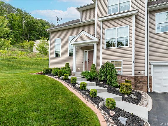 3rd image of 38 Dogwood Road