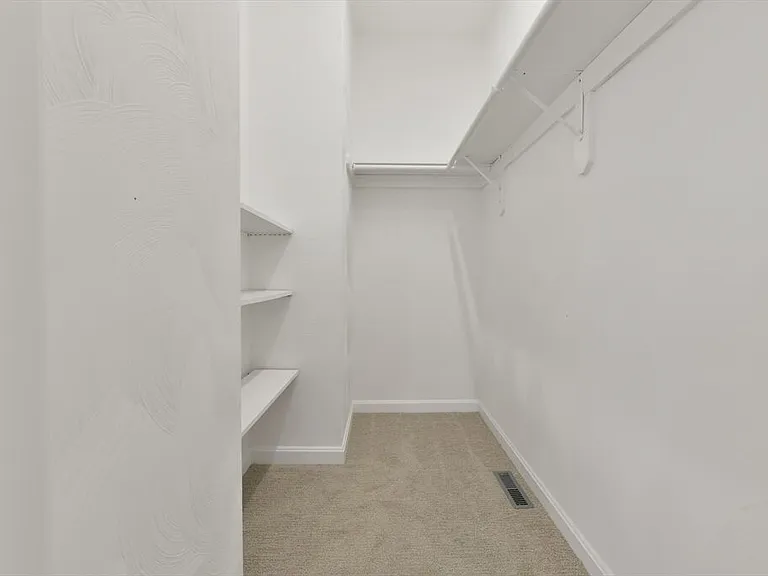 39 Middle St #1 — Photo 8