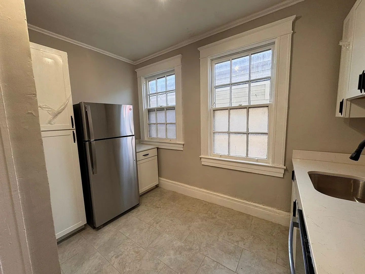 The Caswell Apartments — Photo 2