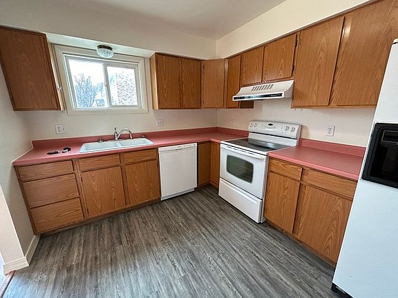 5th image of 1305 W Park Ave