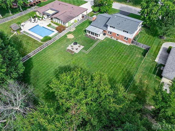 4th image of 4169 Whitegate Dr