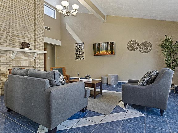 2nd image of 1011 Bay Horse Dr