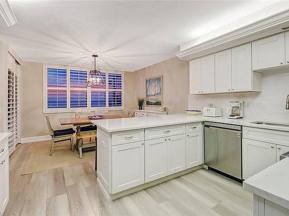 4th image of 9375 Gulf Shore Dr APT 403