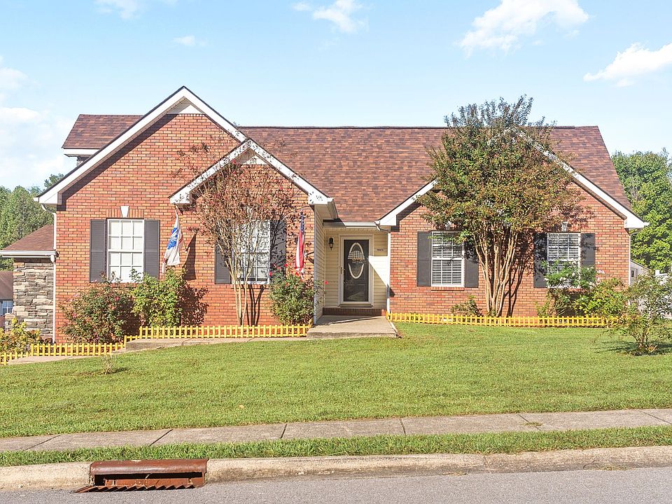 1st image of 1544 Cedar Springs Cir