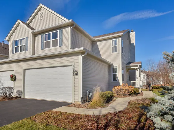 2957 Langston Cir, Saint Charles, IL 60175