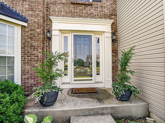 2nd image of 3484 Greycliff Ct