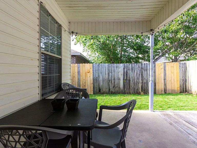 1928 Jo Tam Ln — Photo 22