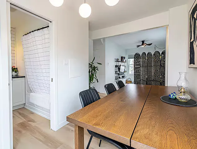 3228 Beresford Rd — Photo 6