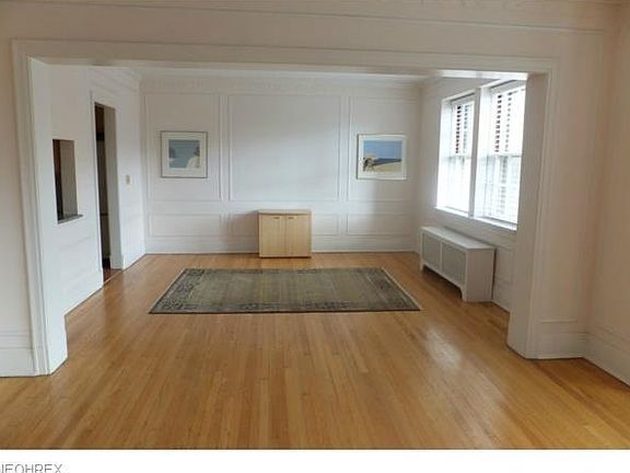 5th image of 13605 Shaker Blvd APT 3B