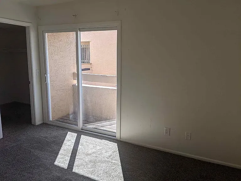 2654 N 43rd Ave #12C — Photo 9