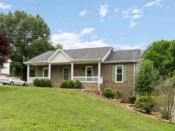 3515 Clearwater Dr, Clarksville, TN 37042