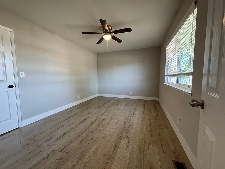 34855 Starling Dr #2 — Photo 12