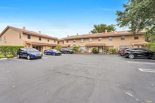4295 Coral Springs Dr #3C Photo 1 4295 Coral Springs Dr #3C Photo 1