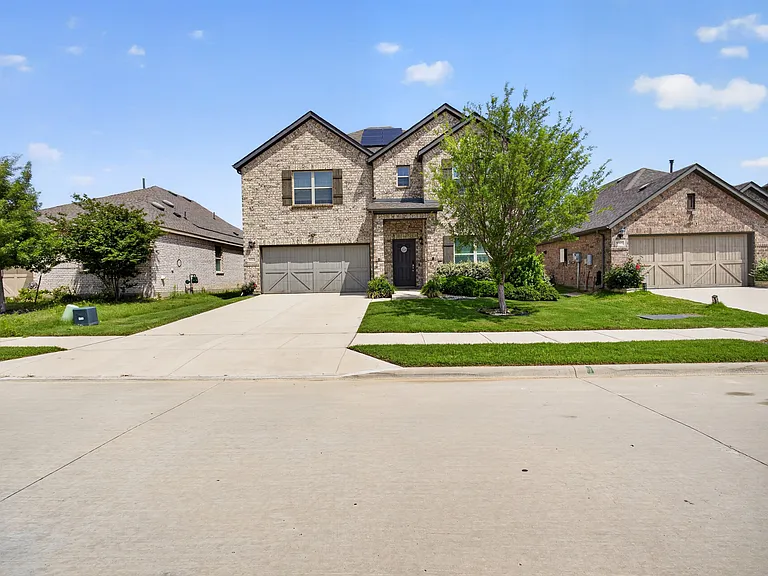 5913 Pensby Dr — Photo 3